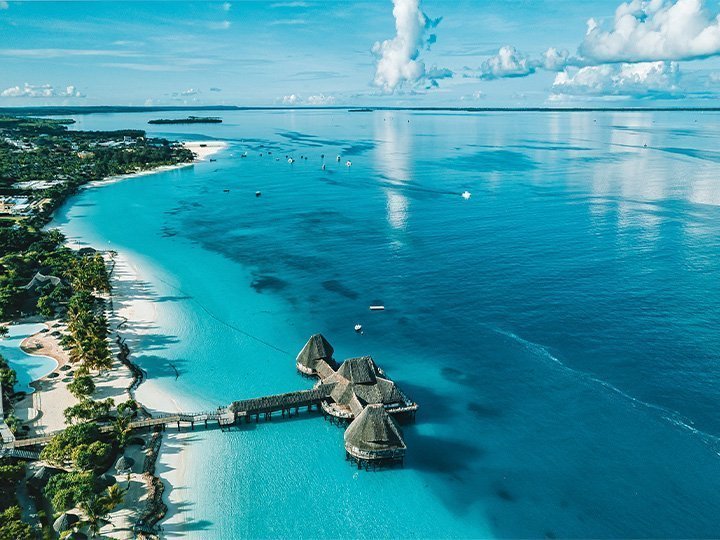 luftfoto af strand på zanzibar