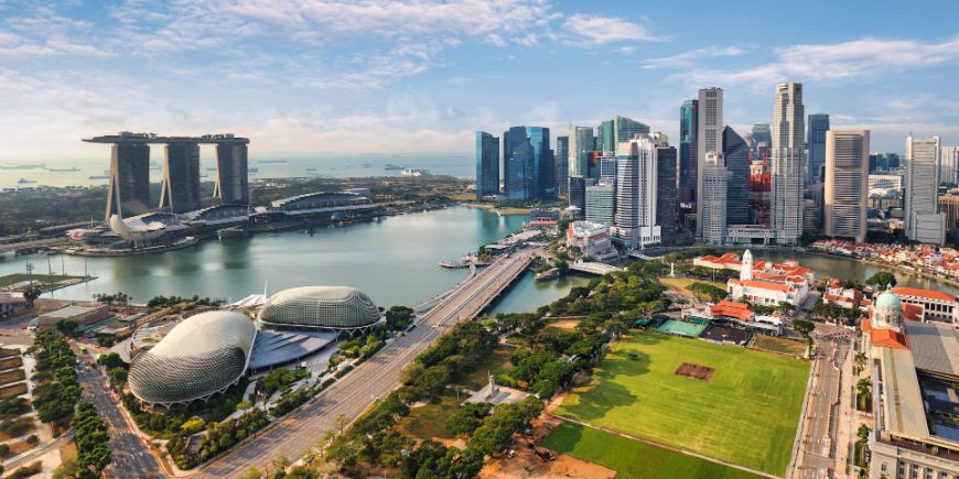 Solskin over Singapore