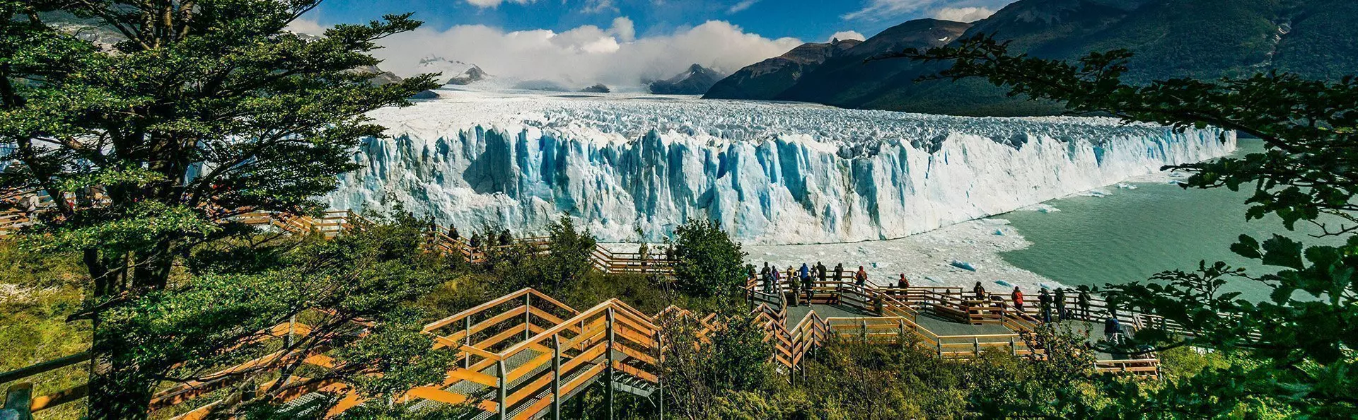 Perito Moreno-gletsjeren på en solrig dag, Patagonien, Argentina